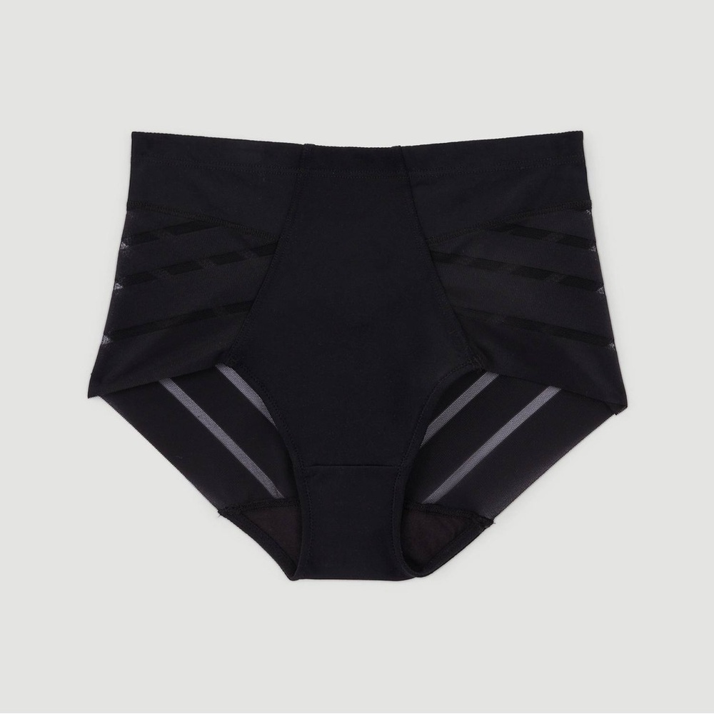 DIM Diam's control high-waisted panties in black. Size EU 44. NWOT